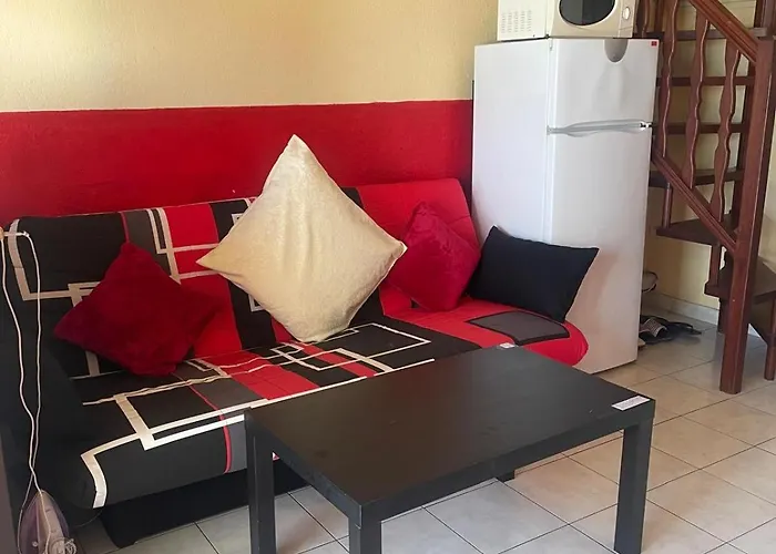 In Heliovillage, Naturiste Village, South Of France Vila *